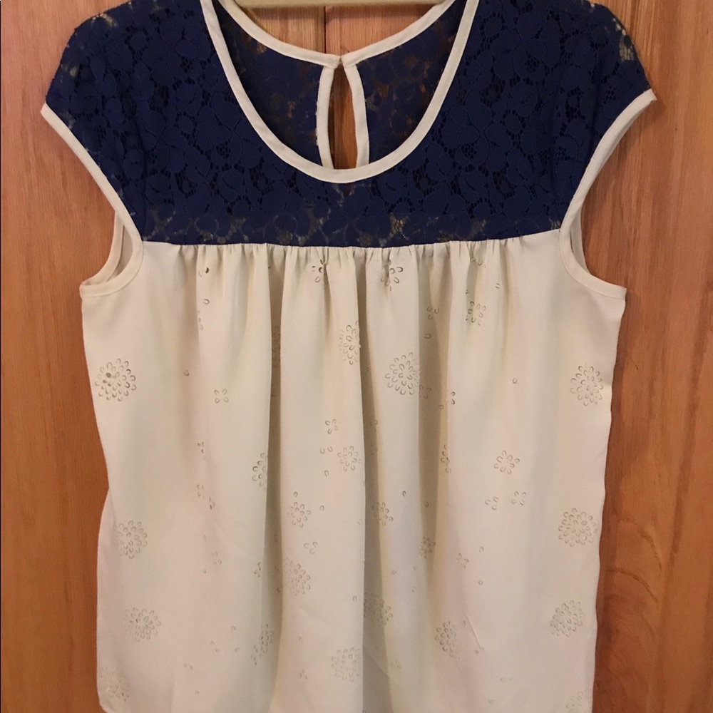 Princess Vera Wang blouse size Medium